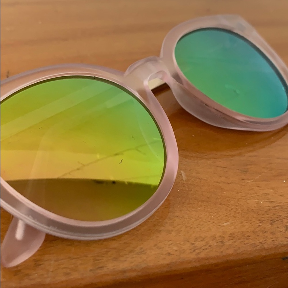 Modern pink and gold sunglasses